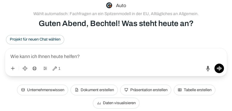Startfläche mit Auto, Eingabefeld und Schnellaktionen